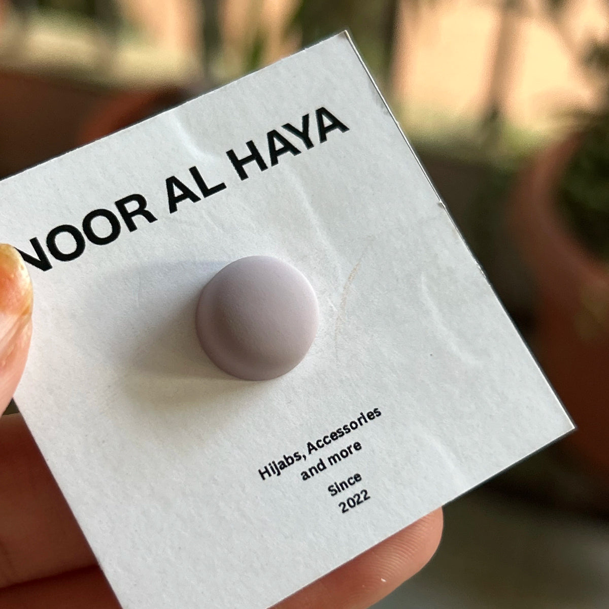 Pale Hijab Magnet – Minimal & Elegant Hijab Accessory