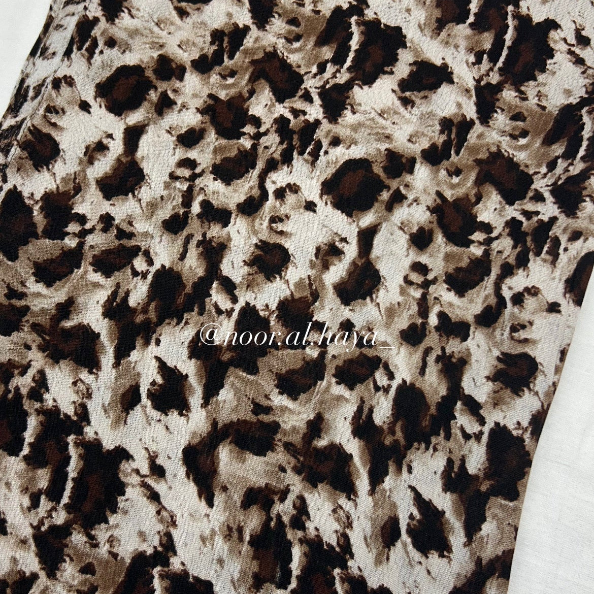 Snow Tiger Print